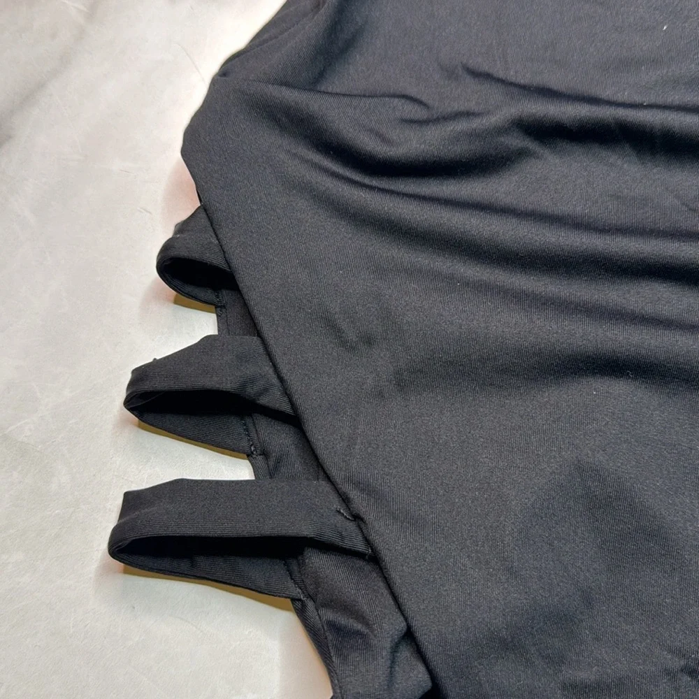 Весса Color Code Leg Inset One-Piece Swimsuit - Picture 4 of 7